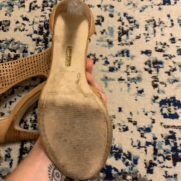 Gorgeous Leather Heels 6.5 - Picture 5 of 5